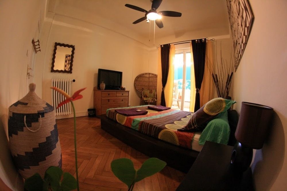 6 Bedrooms Seaview House, Old Town นีซ ภายนอก รูปภาพ