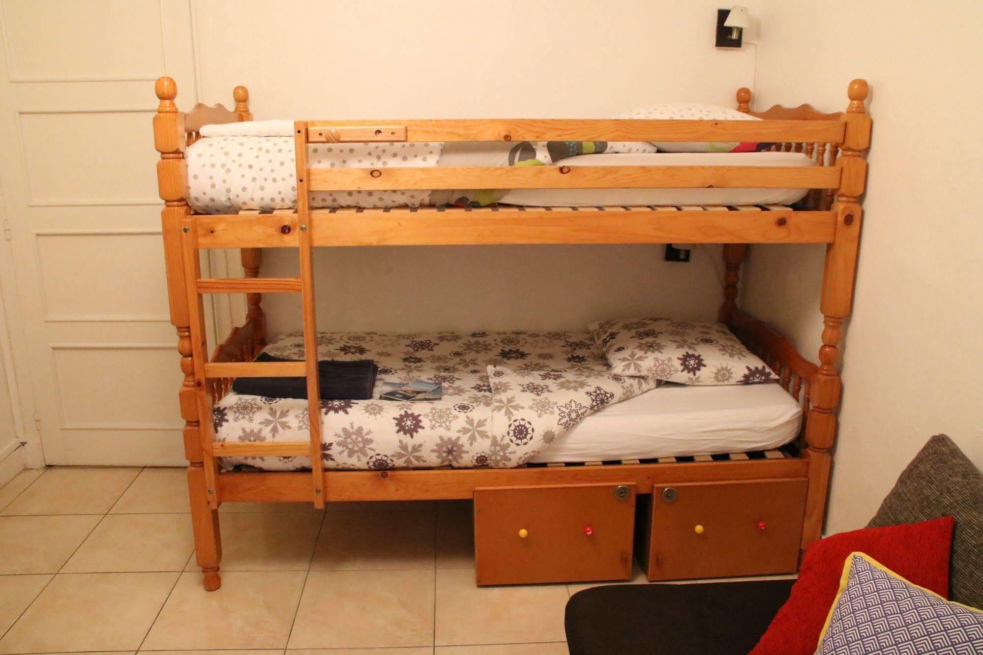 6 Bedrooms Seaview House, Old Town นีซ ภายนอก รูปภาพ