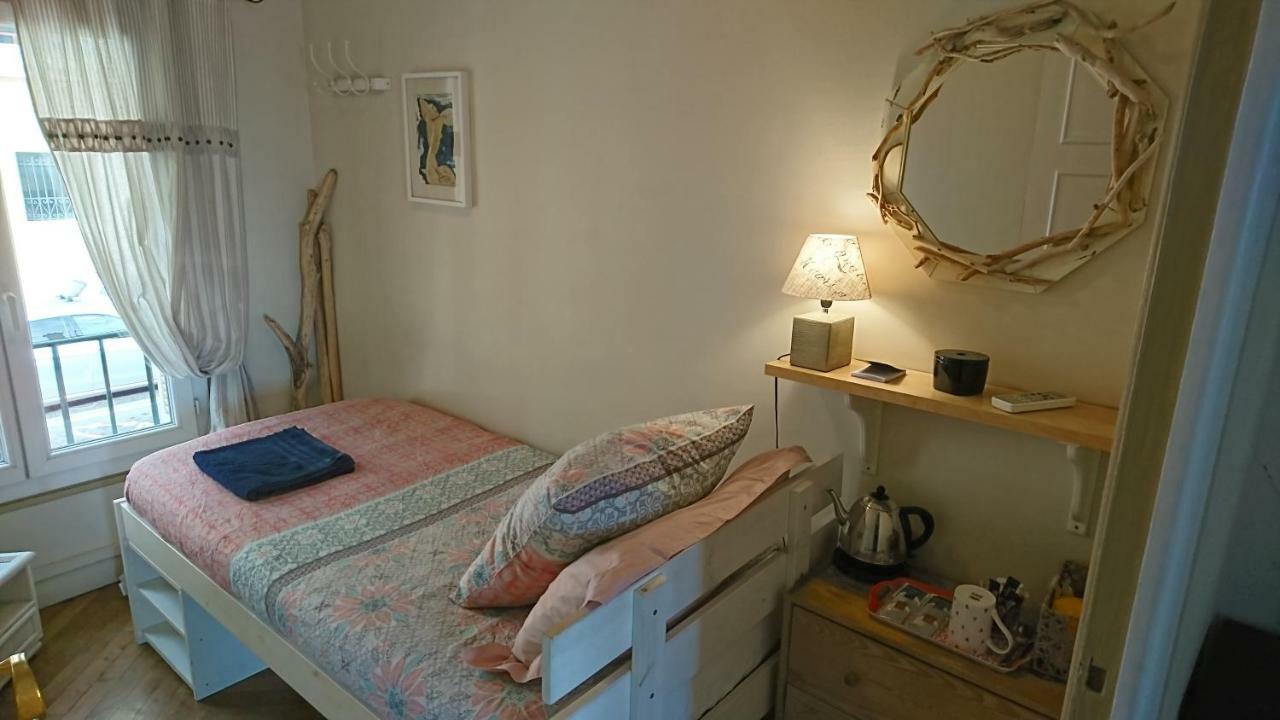 6 Bedrooms Seaview House, Old Town นีซ ภายนอก รูปภาพ